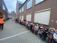 De Sint en zijn Pieten op bezoek