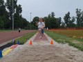 1000090042