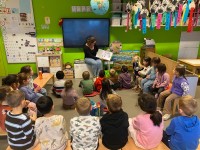 Voorlezers in de klas